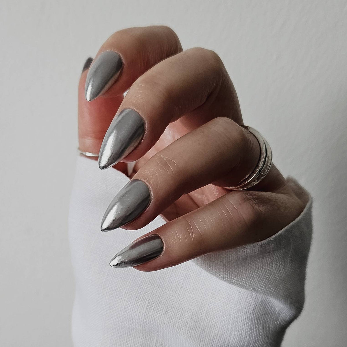 Chromed Out - Chrome Powder - TWENTY™ Professional Gel Polish